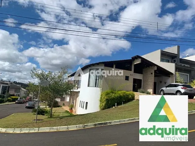 Casa com 390m² 3 quartos e 4 banheiros, à venda, no bairro Oficinas em Ponta Grossa
