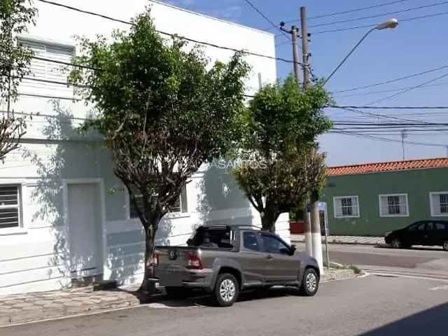 Casa com 164m² 3 quartos e 2 banheiros, à venda, no bairro Vila Barcelona em Sorocaba