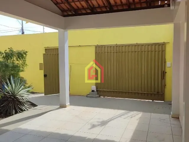 Casa com 300m² 3 quartos e 3 banheiros, para alugar, no bairro Cidade Nova em Marabá