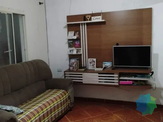 Casa com 161m² 2 quartos e 1 banheiro, à venda, no bairro Jardim Santa Marta em Salto