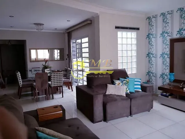 Casa com 300m² 3 quartos e 2 banheiros, à venda, no bairro Vila Valle em Sumaré