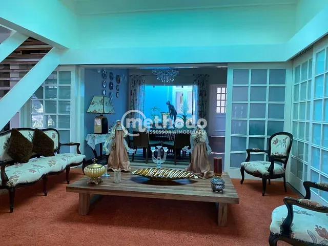Casa com 6000m² 4 quartos e 8 banheiros, à venda, no bairro Dois Córregos em Valinhos