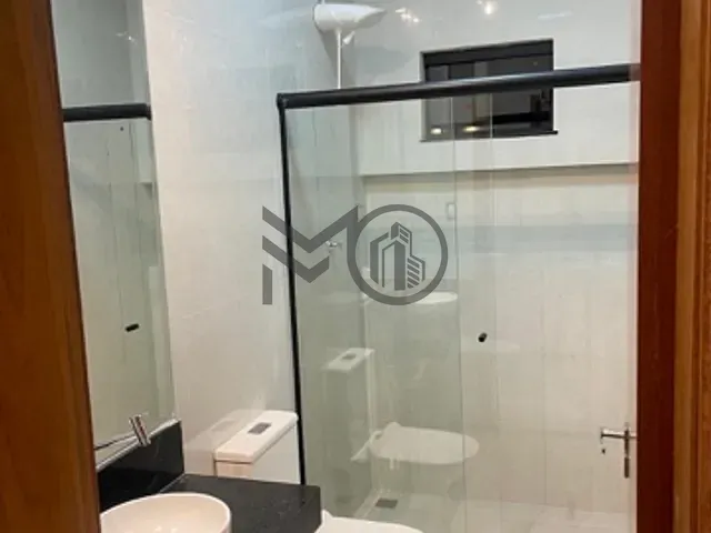 Casa com 180m² 3 quartos e 3 banheiros, à venda, no bairro Jardim Universitário em Cuiabá