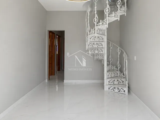 Casa com 405m² 4 quartos e 2 banheiros, à venda, no bairro São José do Imbassaí em Maricá