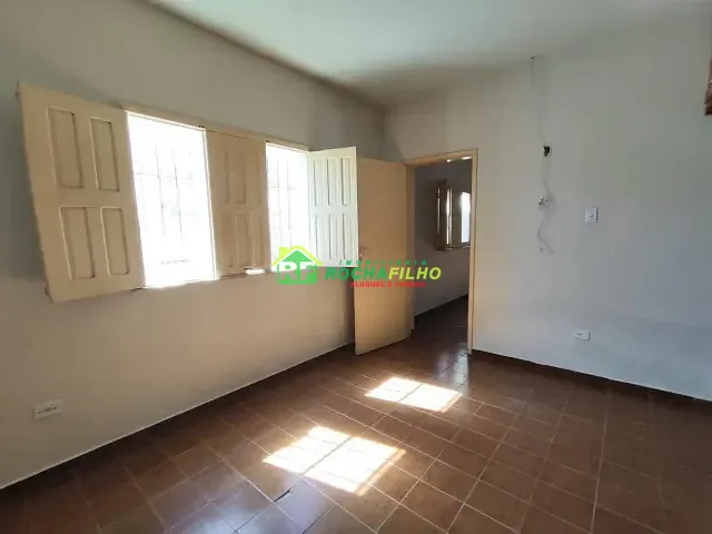 Casa com 300m², à venda, no bairro Centro em Teresina