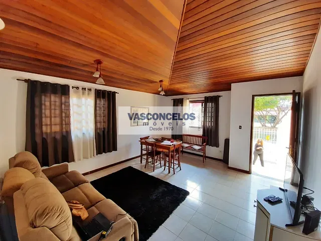 Casa com 125m² 4 quartos e 2 banheiros, à venda, no bairro Jardim das Indústrias em São José dos Campos