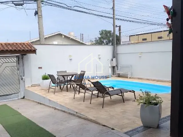 Casa com 300m² 3 quartos e 3 banheiros, à venda, no bairro Jardim Rosely em Pindamonhangaba