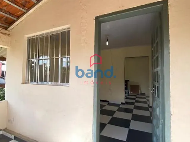 Casa com 200m² 2 quartos e 1 banheiro, para alugar, no bairro Vila Manduquinha em Porto Feliz