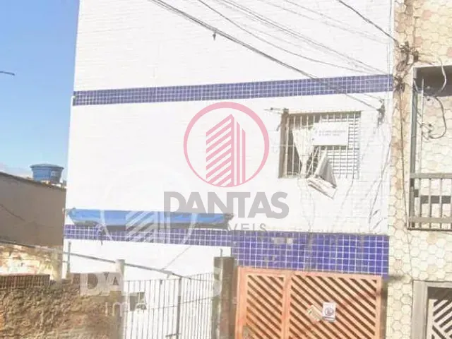 Casa 2 quartos e 2 banheiros, à venda, no bairro Padroeira em Osasco