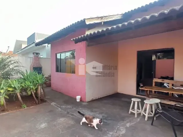 Casa com 360m² 4 quartos e 1 banheiro, à venda, no bairro Jardim Novo Horizonte em Rolândia