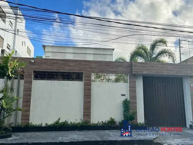Casa 5 quartos e 6 banheiros, à venda ou para alugar, no bairro Boa Viagem em Recife