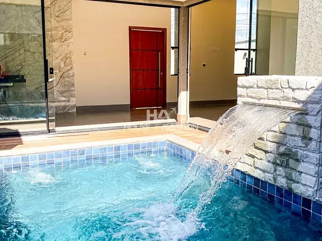 Casa com 322m² 3 quartos e 2 banheiros, à venda, no bairro Residencial Ravena em Senador Canedo