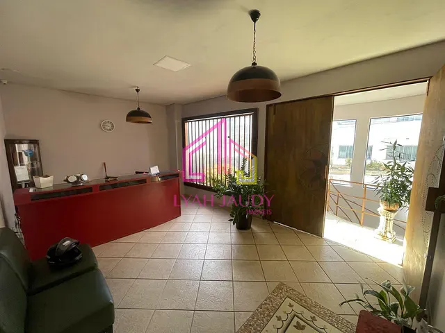 Casa com 1105m² 2 quartos e 3 banheiros, à venda, no bairro Quilombo em Cuiabá