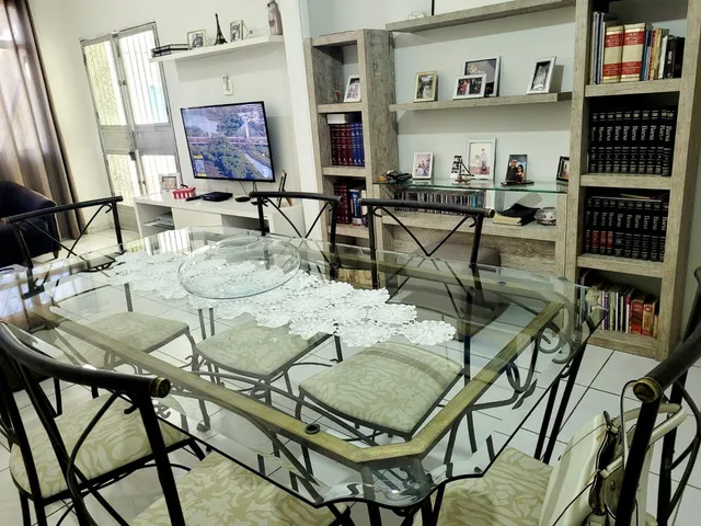 Casa com 160m² 3 quartos e 2 banheiros, à venda, no bairro Vila Valqueire em Rio de Janeiro
