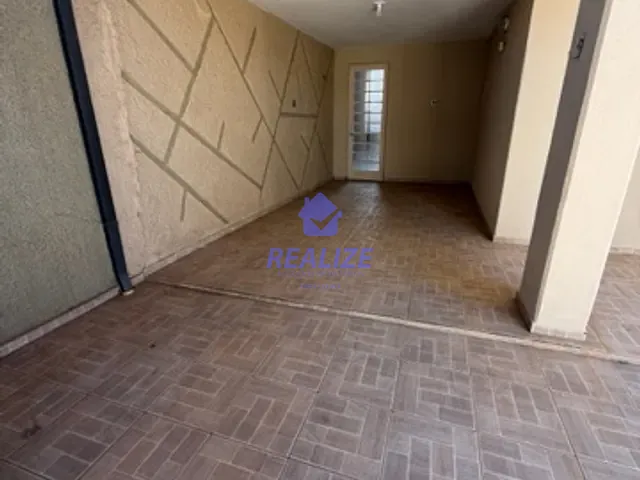 Casa com 243m² 3 quartos e 2 banheiros, à venda, no bairro Chácara Montagna em Botucatu