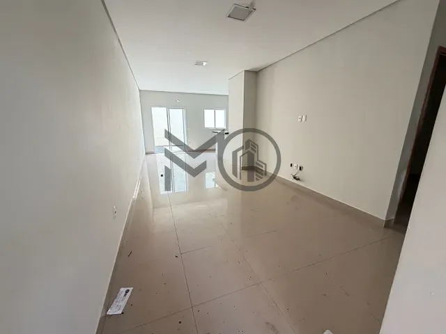 Casa 3 quartos e 2 banheiros, à venda, no bairro Glória em Várzea Grande