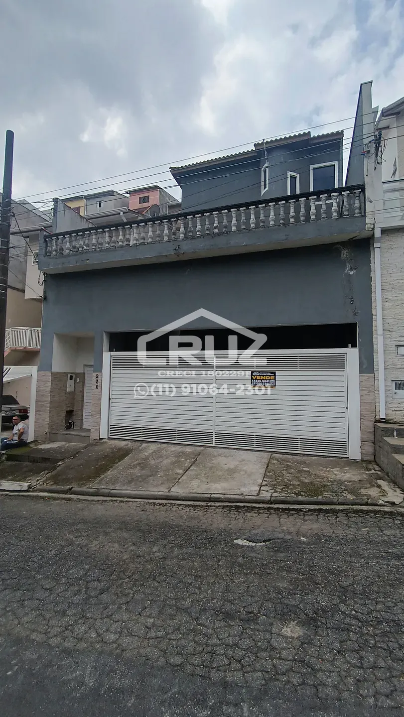 Casa, 3 quartos, 204 m² - Foto 1