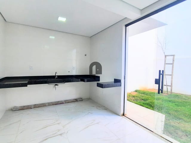 Casa com 149m² 3 quartos e 2 banheiros, à venda, no bairro Santa Rosa em Não informado