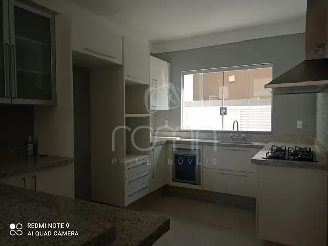Casa com 500m² 3 quartos e 5 banheiros, para alugar, no bairro Residencial Eco Village em São José do Rio Preto