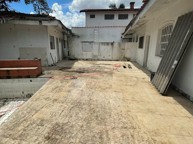 Casa com 686m² 4 quartos e 3 banheiros, à venda, no bairro Boaçava em São Paulo