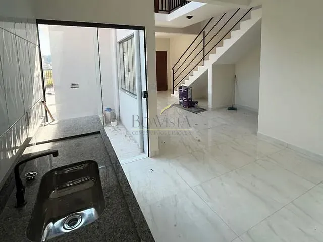 Casa com 140m² 2 quartos e 2 banheiros, à venda, no bairro Residencial Jardim Helena em Piracaia
