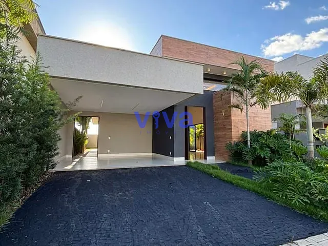 Casa com 324m² 3 quartos e 3 banheiros, à venda, no bairro Jardim Cristal em Aparecida de Goiânia