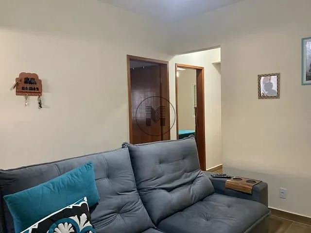 Casa com 250m² 3 quartos e 2 banheiros, à venda, no bairro Residencial Village Santana em Guaratinguetá