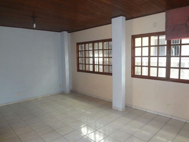 Casa à venda, no bairro Engenho do Porto em Duque de Caxias