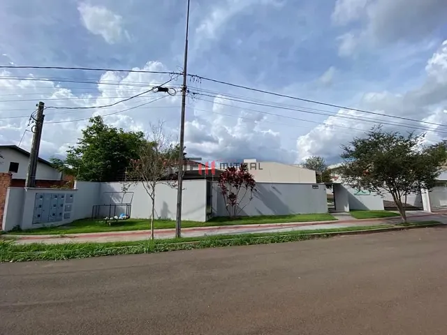 Casa 3 quartos e 2 banheiros, à venda, no bairro Aragarça em Londrina