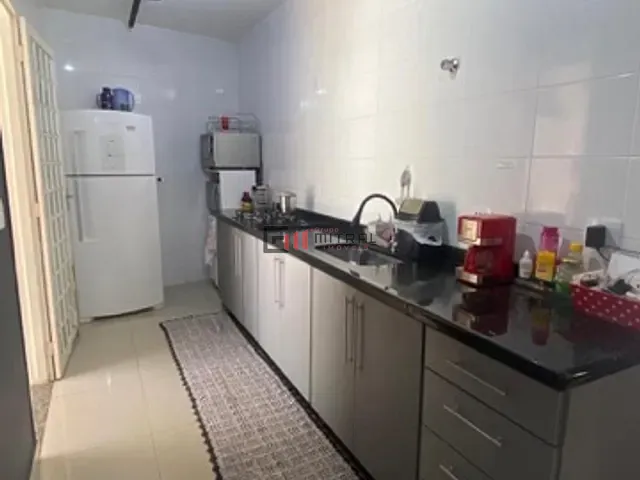 Casa 3 quartos e 2 banheiros, à venda, no bairro Aragarça em Londrina