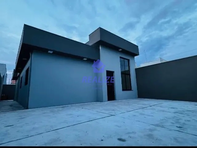 Casa com 250m² 3 quartos e 2 banheiros, à venda, no bairro Residencial Lívia I em Botucatu