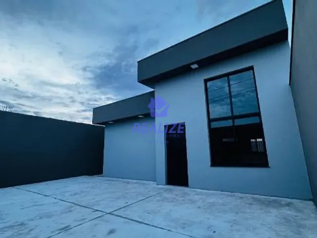 Casa com 250m² 3 quartos e 2 banheiros, à venda, no bairro Residencial Lívia I em Botucatu