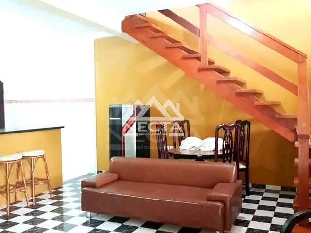 Casa com 360m² 2 quartos e 2 banheiros, à venda, no bairro PONTAL DE SANTA MARINA em Caraguatatuba