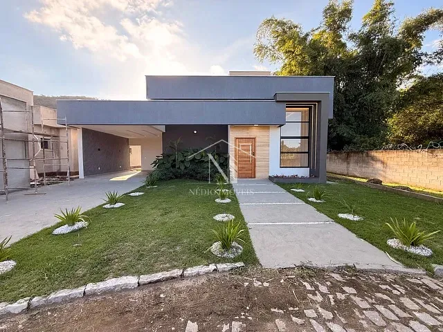 Casa 3 quartos e 2 banheiros, à venda, no bairro São José do Imbassaí em Maricá