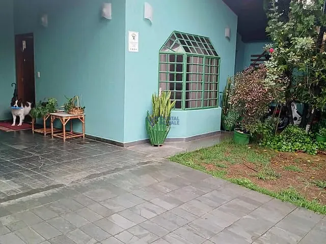 Casa com 250m² 3 quartos e 2 banheiros, à venda, no bairro Jardim das Indústrias em São José dos Campos