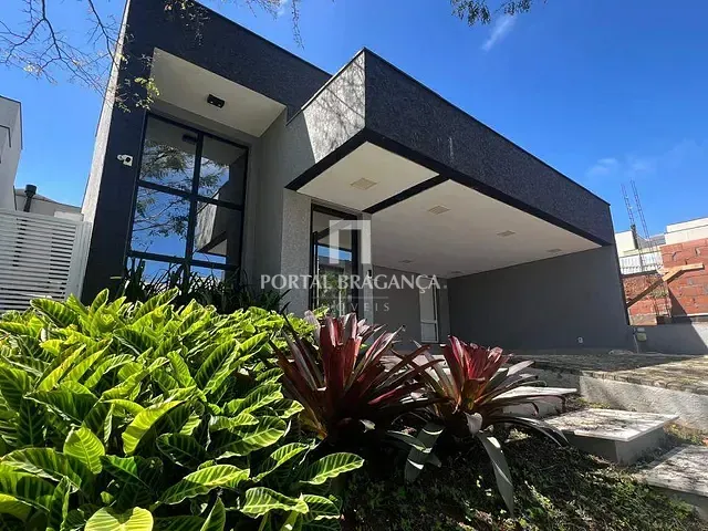 Casa com 306m² 3 quartos e 4 banheiros, à venda, no bairro Residencial San Vitale em Bragança Paulista
