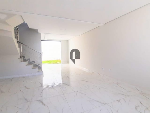 Casa com 149m² 3 quartos e 2 banheiros, à venda, no bairro Santa Rosa em Não informado