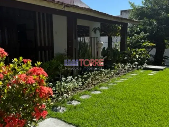 Casa com 600m² 4 quartos e 4 banheiros, à venda, no bairro Boa Vista em Ilhéus