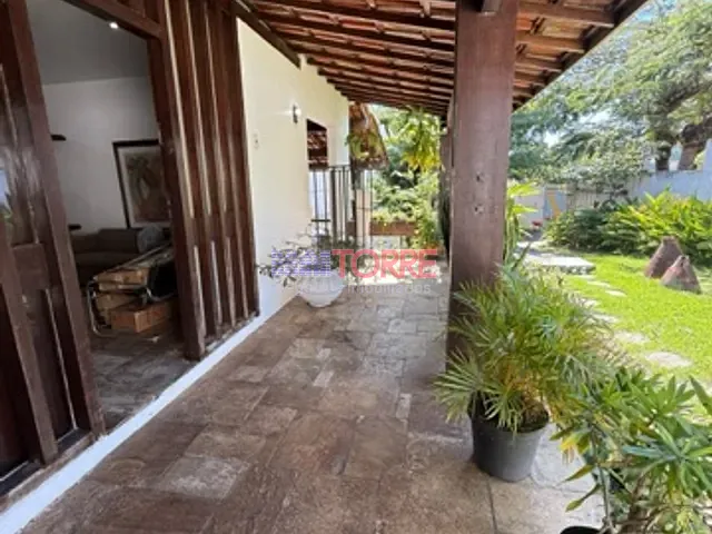 Casa com 600m² 4 quartos e 4 banheiros, à venda, no bairro Boa Vista em Ilhéus