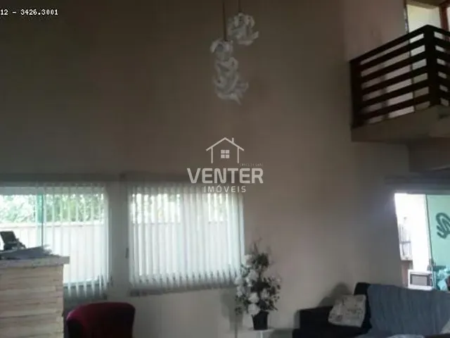 Casa com 221m² 3 quartos e 2 banheiros, à venda, no bairro Campos Do Conde em Tremembé