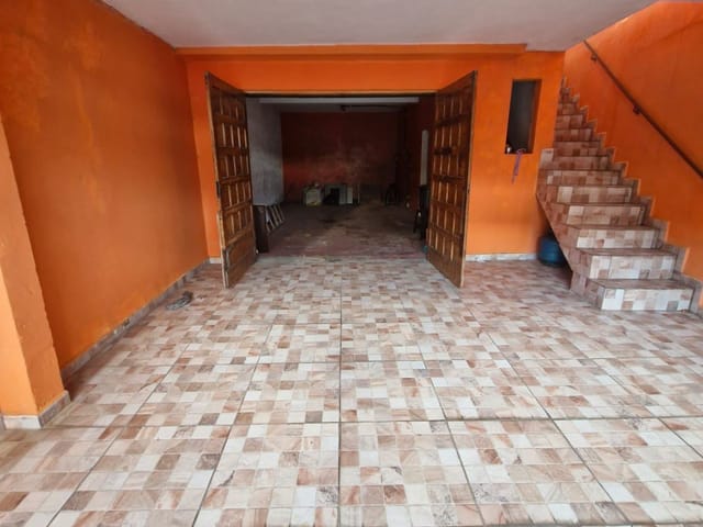 Casa com 158m² 4 quartos e 3 banheiros, à venda, no bairro Jardim São João (Jaraguá) em São Paulo