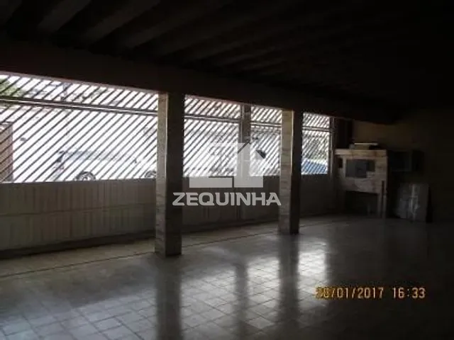 Casa com 350m² 3 quartos e 2 banheiros, à venda, no bairro Pestana em Osasco