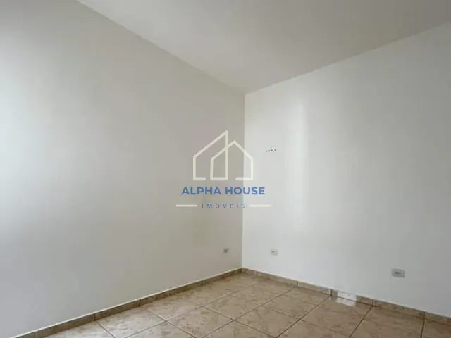 Casa com 125m² 2 quartos e 1 banheiro, à venda, no bairro Mombaça em Pindamonhangaba