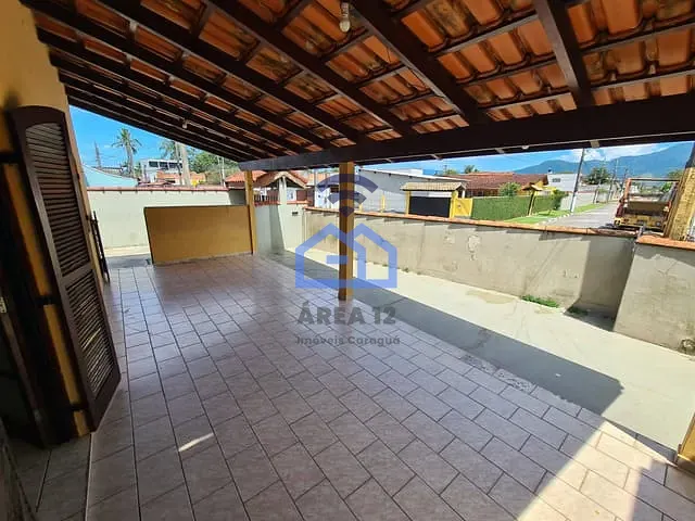 Casa com 271m² 2 quartos e 1 banheiro, à venda, no bairro Barranco Alto em Caraguatatuba