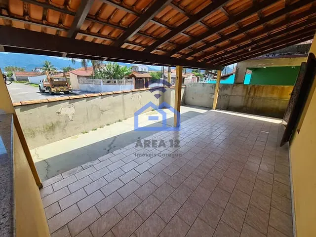 Casa com 271m² 2 quartos e 1 banheiro, à venda, no bairro Barranco Alto em Caraguatatuba