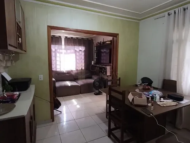 Casa com 360m² 3 quartos e 2 banheiros, à venda, no bairro Jardim Paineiras em Apucarana