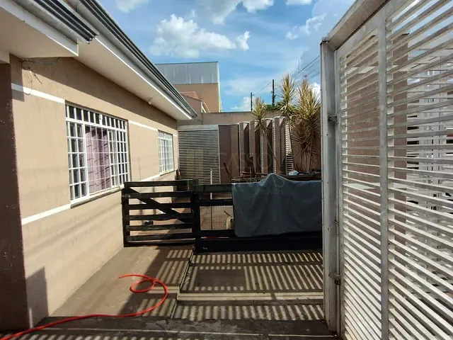 Casa com 360m² 3 quartos e 2 banheiros, à venda, no bairro Jardim Paineiras em Apucarana