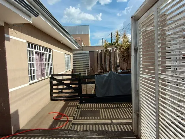 Casa com 360m² 3 quartos e 2 banheiros, à venda, no bairro Jardim Paineiras em Apucarana