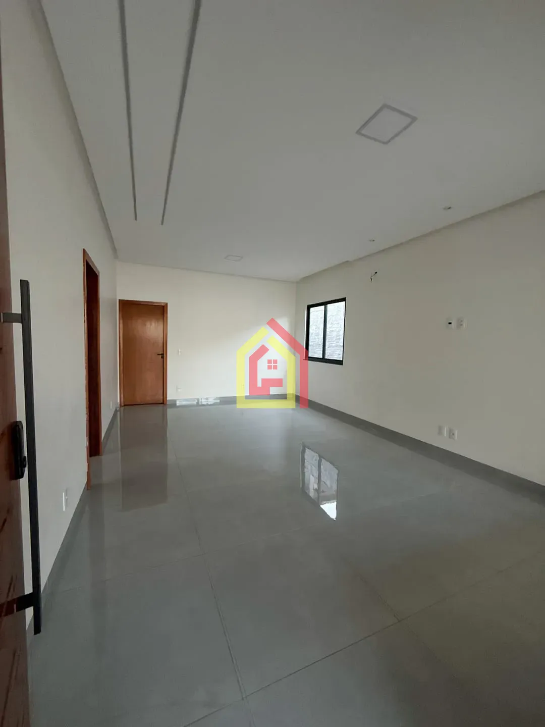 Casa à venda com 4 quartos, 1 suíte, 4 vagas e 174m² no Cidade Nova, Marabá (PA) — foto 5 de 11