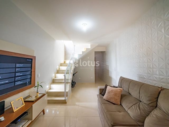 Casa com 150m² 3 quartos e 3 banheiros, à venda, no bairro Colinas da Anhangüera em Santana de Parnaíba